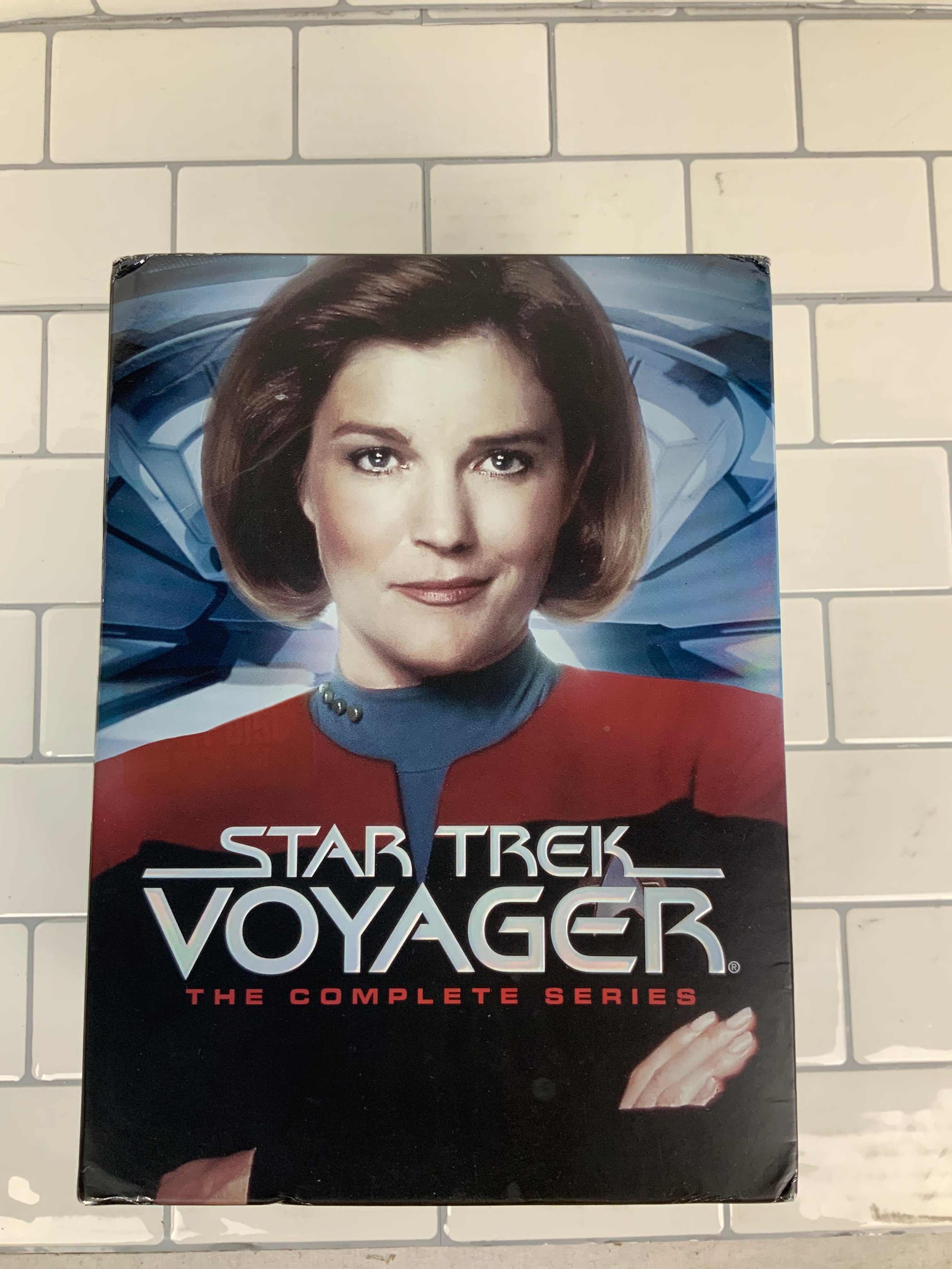 Star Trek: Voyager: The Complete Series (7457307951342)